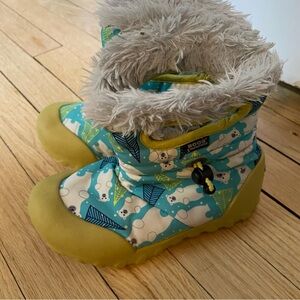 Bogs winter boots Kids Sz 12 Polar Bear durafresh -4 degrees warmth waterproof